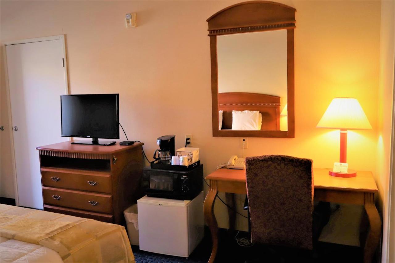 Starlight Inn & Suites Motel 29 Palms Joshua Tree National Park Twentynine Palms Dış mekan fotoğraf