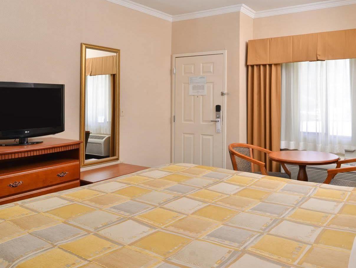 Starlight Inn & Suites Motel 29 Palms Joshua Tree National Park Twentynine Palms Dış mekan fotoğraf